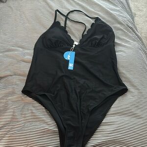 Cupshe never worn black one piece
